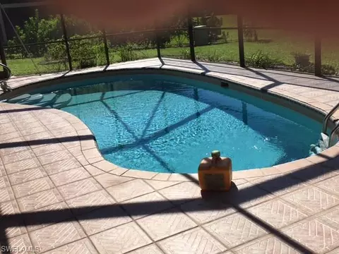 228 Pebble Beach Cir, Naples, FL 34113 photo 2
