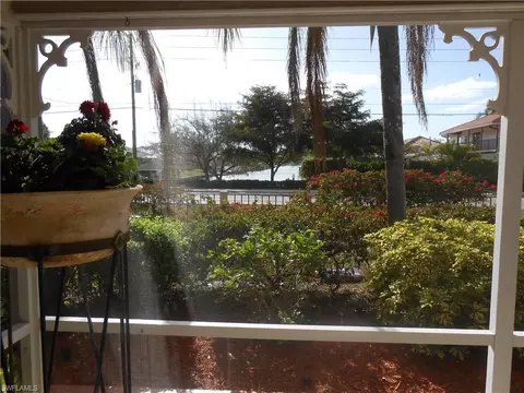 10900 Vanderbilt Dr, Naples, FL 34108 photo 9