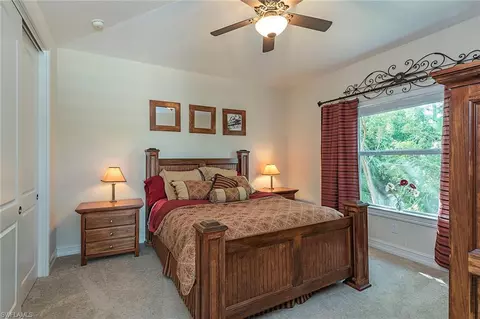 399 Saddlebrook Ln, Naples, FL 34110 photo 14