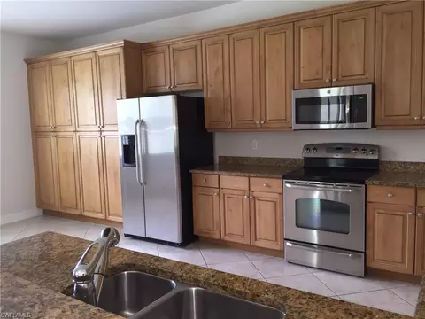 6506 Marbella Dr, Naples, FL 34105 photo 5