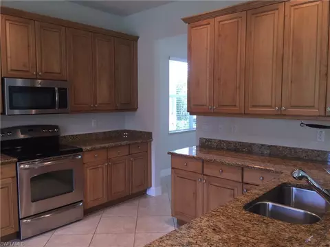 6506 Marbella Dr, Naples, FL 34105 photo 4