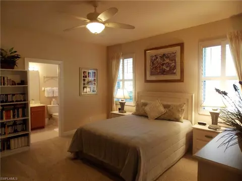 5015 Cerromar Dr, Naples, FL 34112 photo 15
