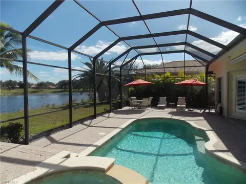 5015 Cerromar Dr, Naples, FL 34112 photo 3