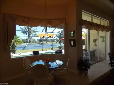 5015 Cerromar Dr, Naples, FL 34112 photo 10