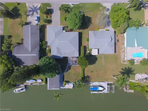 417 Samar Ave, Naples, FL 34113 photo 3