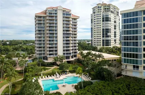 40 Seagate Dr #704-A, Naples, FL 34103 photo 2