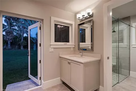 682 Rudder Rd, Naples, FL 34102 photo 15