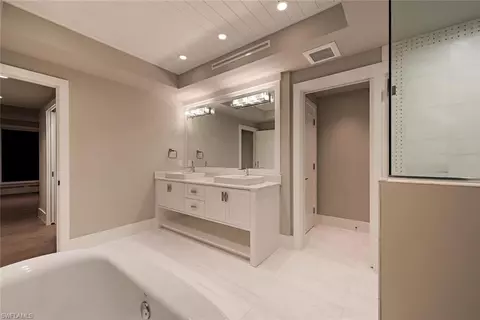 682 Rudder Rd, Naples, FL 34102 photo 10