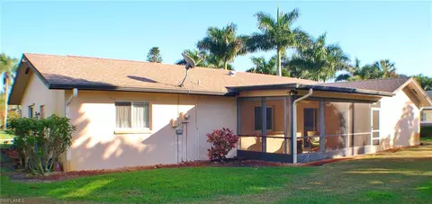 445 Golfview Dr, Naples, FL 34110 photo 17