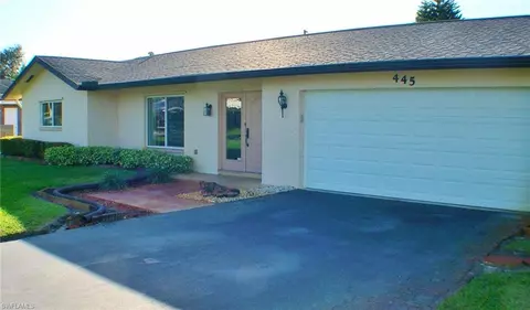 445 Golfview Dr, Naples, FL 34110 photo 19