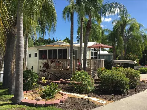 10705 Red Cardinal Cir, Estero, FL 33928 photo 2
