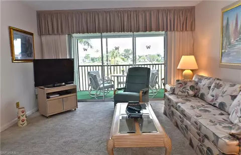 1 High Point Cir W #202, Naples, FL 34103 photo 8