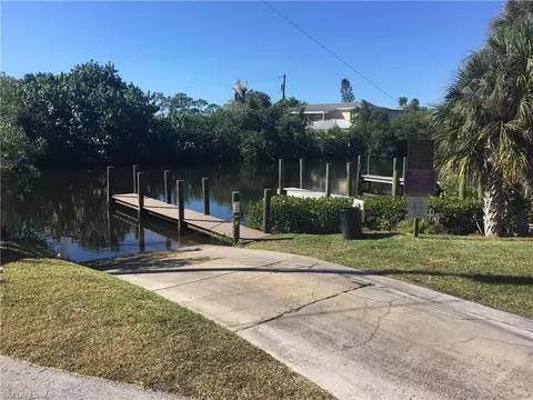 20541 Pine Tree Ln, Estero, FL 33928 photo 15