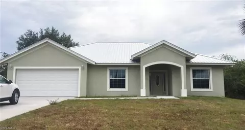 2016 Jeronimo Rd, Labelle, FL 33935 photo 1