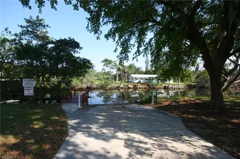 913 Manatee Rd, Naples, FL 34114 photo 10