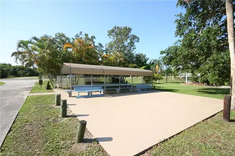 913 Manatee Rd, Naples, FL 34114 photo 13