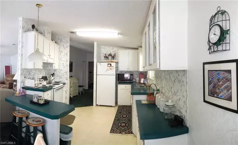 913 Manatee Rd, Naples, FL 34114 photo 5