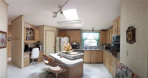 1772 Beverly Dr, Naples, FL 34114 photo 5