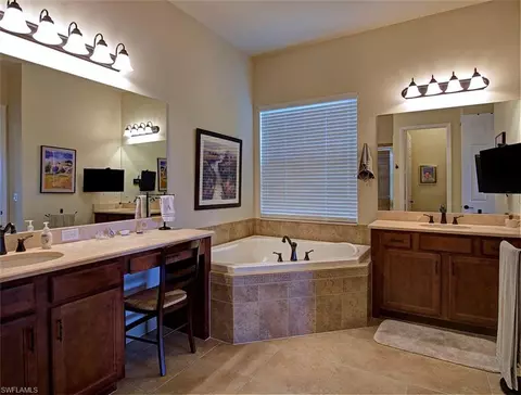 3357 Baltic Dr, Naples, FL 34119 photo 14