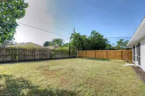 592 99th Ave N, Naples, FL 34108 photo 16