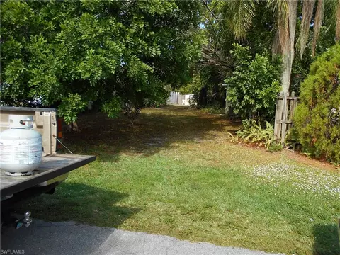 1191 29th Ave N, Naples, FL 34103 photo 3