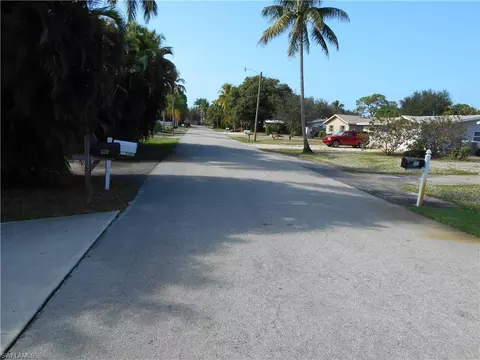 1191 29th Ave N, Naples, FL 34103 photo 4