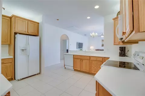 3978 Recreation Ln, Naples, FL 34116 photo 12