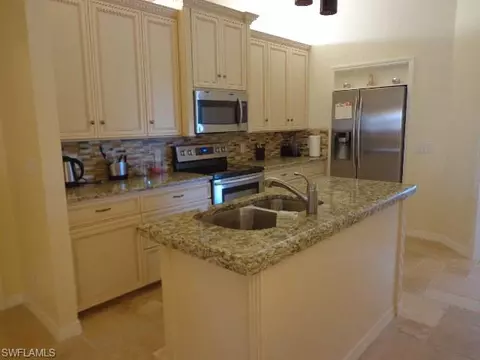 6863 Chartwell Ln, Naples, FL 34104 photo 5