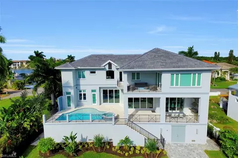 402 Pine Ave, Naples, FL 34108 photo 22
