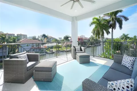 402 Pine Ave, Naples, FL 34108 photo 19