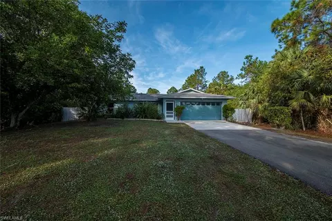 331 4th St SE, Naples, FL 34117 photo 2