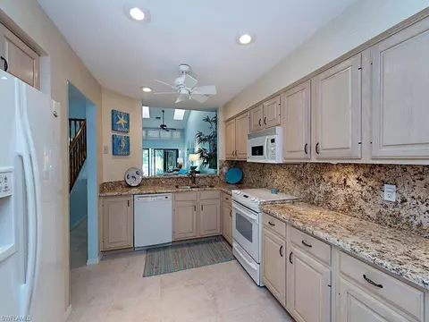 6647 Trident Way, Naples, FL 34108 photo 5