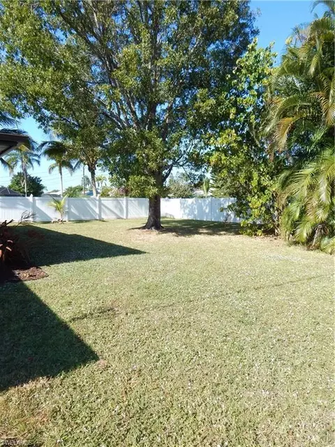 149 Mentor Dr, Naples, FL 34110 photo 17