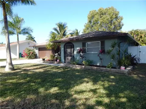 149 Mentor Dr, Naples, FL 34110 photo 1