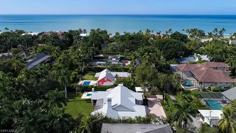 170 Shell Aly, Naples, FL 34102 photo 8