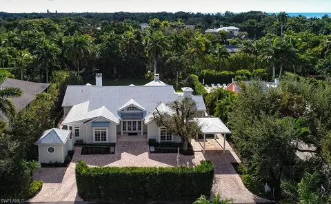 170 Shell Aly, Naples, FL 34102 photo 6