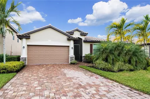 20268 Black Tree Ln, Estero, FL 33928 photo 2