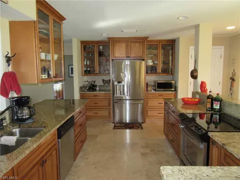 563 Cypress Way E, Naples, FL 34110 photo 19