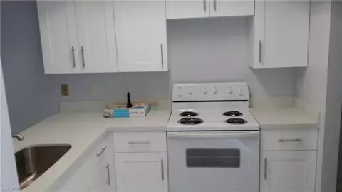 2048 55th Ter SW, Naples, FL 34116 photo 9