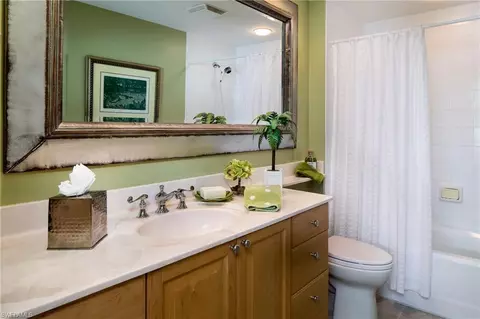 425 Dockside Dr #305, Naples, FL 34110 photo 13