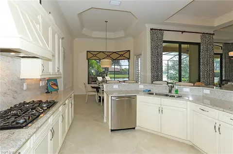 6444 Costa Cir, Naples, FL 34113 photo 17