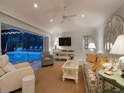 421 Wedge Dr, Naples, FL 34103 photo 7