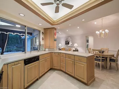 421 Wedge Dr, Naples, FL 34103 photo 6