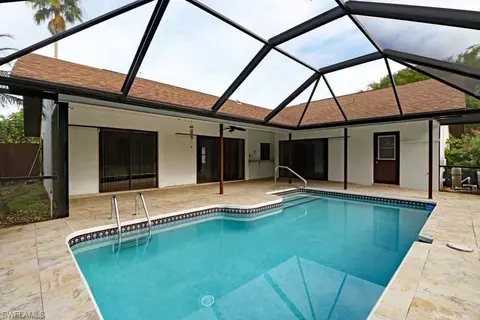 80 Valley Stream Ln, Naples, FL 34113 photo 2