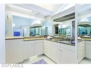 5216 Berkeley Dr, Naples, FL 34112 photo 9