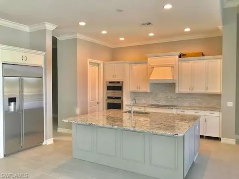 11999 Maidstone Ct, Naples, FL 34120 photo 3