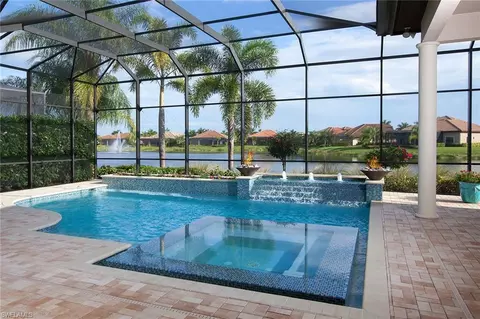 6488 Costa Cir, Naples, FL 34113 photo 17