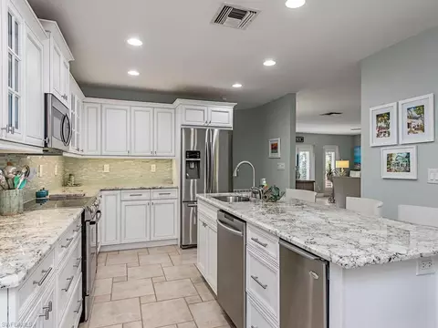 2705 Crayton Rd, Naples, FL 34103 photo 11