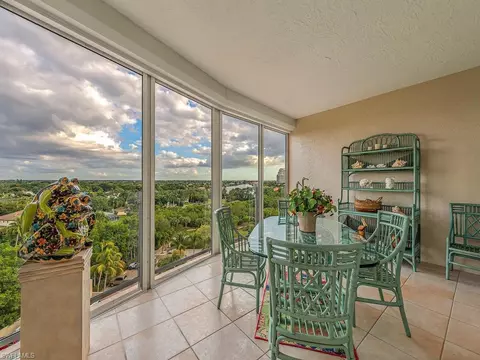 60 Seagate Dr #804, Naples, FL 34103 photo 2