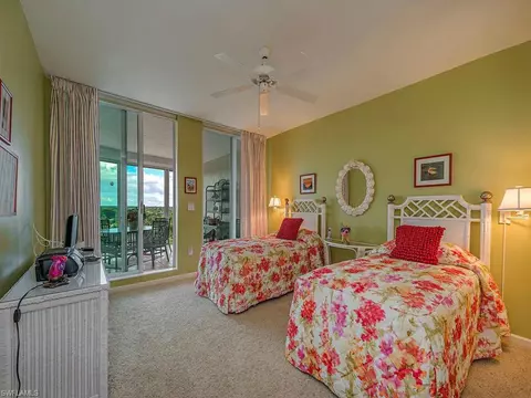 60 Seagate Dr #804, Naples, FL 34103 photo 10